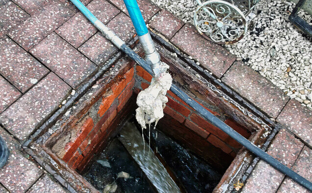 https://perthplumberservices.com.au/uploads/2025/06/blocked-drains-598620.jpg